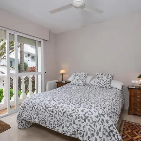 Daire Access In Playa Real Pool Terrace - Pass The Keys *