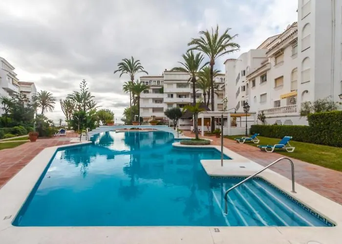 Daire Access In Playa Real Pool Terrace - Pass The Keys *