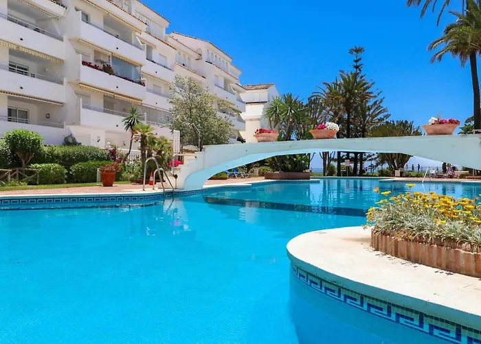 Access In Playa Real Pool Terrace - Pass The Keys Daire Marbella