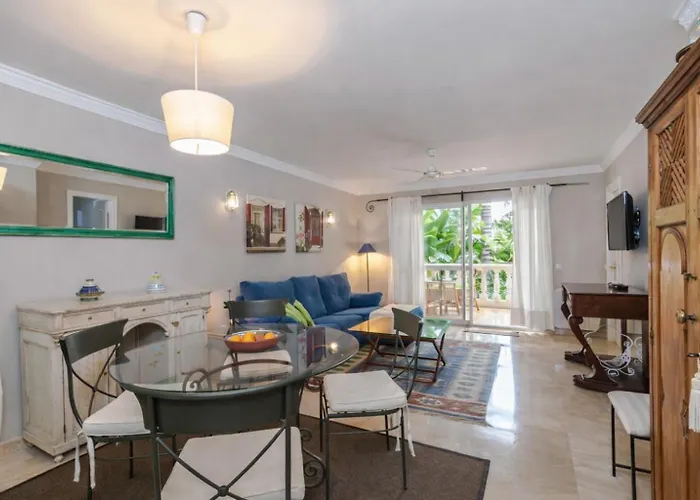 Daire Access In Playa Real Pool Terrace - Pass The Keys