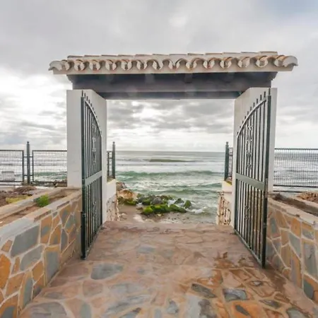 Access In Playa Real Pool Terrace - Pass The Keys * ماربيا
