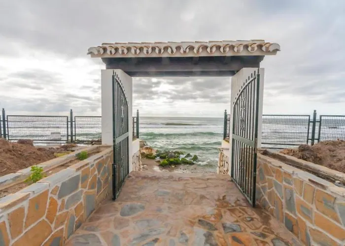 Apartamento Access In Playa Real Pool Terrace - Pass The Keys Marbella