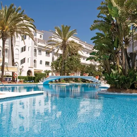 Access In Playa Real Pool Terrace - Pass The Keys