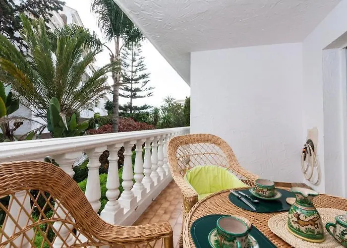 Access In Playa Real Pool Terrace - Pass The Keys *